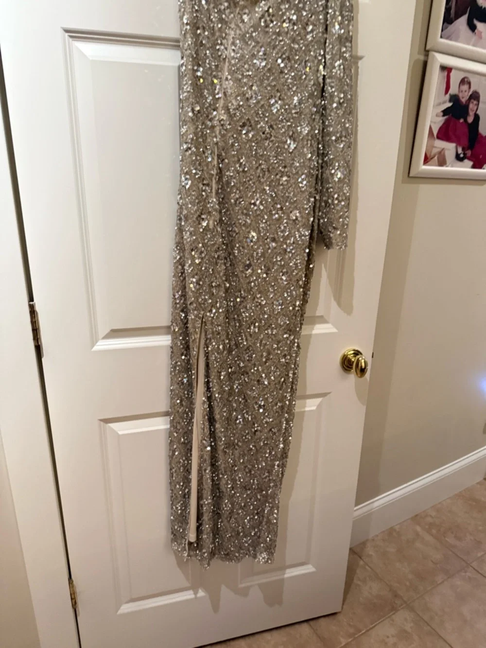 MAC DUGGAL womens One Shoulder Sequin Evening Gown 5479